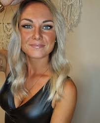 Hey Handsome your eyes, your lips, your ear, your eyebrows, your smile😊,  your nose,, your face and your smile😊 it's beautiful😍✨😍❤✨ You are so  handsome Where u from USA Canada Australia United