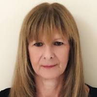 Darlene Stuart's Instagram, Twitter & Facebook