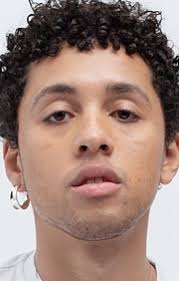 Джабук Янг-Уайт