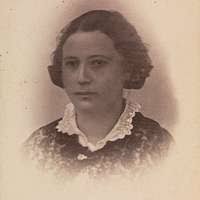 Fru Karoline Björnson" (9469048575)