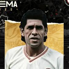 Puma' Carranza en su homenaje en la 'Noche Crema': “Esta camiseta me dio un  nombre y yo le di títulos”