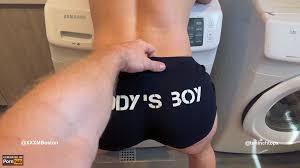 TenInchTop reveals Michael Bostons smooth, hot ass 0005-1 3 pov