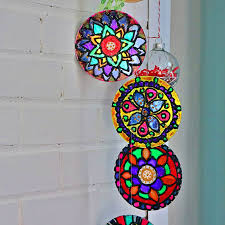 Here are some cover art design ideas for those tight on time and cash, lack design skills, or are looking for inspiration. Create With Mom Glass Painting On Cds