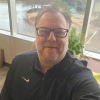 500+ "Lundquist" profiles