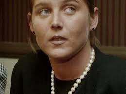 Prominent family's troubles revisit a NY bridge