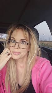 Non toxic living recommendations for women?