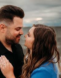 Gabrielle Shepard's Instagram, Twitter & Facebook