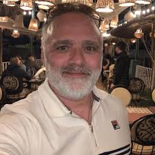 The most disturbing thing about accidentally waking up at 4am is realizing  some people do this