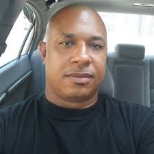 Hi i am writing for you can you see? Honey i am really shy person whenever  i see you i wanna say alot things to you but i can't 💋💋😍😍say..because  you are