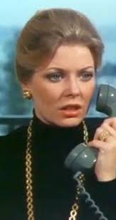 Cannon" Perfect Fit for a Frame (TV Episode 1975)