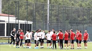 Justin tv'den beşiktaş trabzon maçı izleyin. Besiktas In Trabzonspor Maci Kadrosu Aciklandi