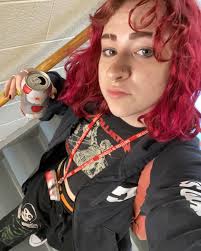 Ella Thayer (@ella.gracethayer) • Instagram फोटोहरू र भिडियोहरू