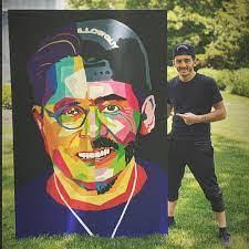 Louella Day's Instagram, Twitter & Facebook