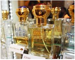 Maitre Parfumeur Et Gantier Un Renouvellement Bien Opere Parfumeur Parfum D Ambiance Parfums D Interieur