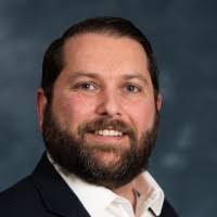 Brett May's Instagram, Twitter & Facebook