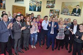 Perbedaan dengan hitung cepat (quick count). Bucurie Mare La Psd Satu Mare DupÄ Aflarea Exit Poll Urilor Gazeta De Nord Vest