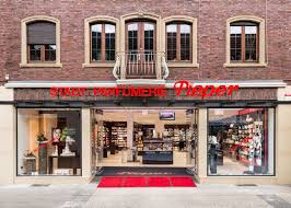 Deine Stadt Parfumerie Pieper In Geldern Pieper Stadtparfuemeriepieper Parfuemeriepieper Parfuemerie Parfum Parfumerie Stadt Shops