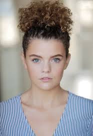 Keely Runton (@KeelyRunton)