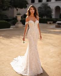 Wedding Dress Lookbook On Instagram Yes Or No Dress By Moonlightbridal Style J6750 Dantel Gelinlik Gelin Elbisesi Uzun Gelinlikler