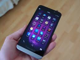 REVIEW] The BlackBerry Z30: BlackBerry ...