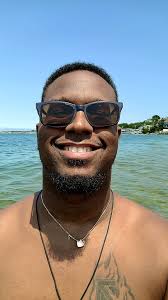 Is 5'10" a good height for a man?