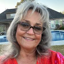 Laura Smith (@laura.hurt.5686) • Facebook, Connect with friends