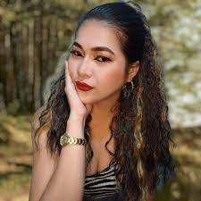 Camille Salas's Instagram, Twitter & Facebook