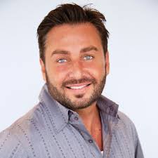 Smilin' Philly Phil DeMarco passed away this week from complications from  Covid that led to a heart attack... that makes a dozen friends and family  lost to Covid. Phil played drums for