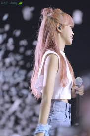 Pin Oleh Chaewon Di Iz One All Pic Gaya Model Pakaian Konser Model Pakaian