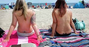 Justices turn away appeal of women who went topless at beach