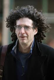 Howard Stern Net Worth A Renowned Television And Radio Personality Hombres Famosos Rostro Hombre Hombres