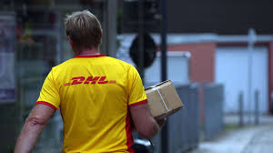 Dhl is proud to partner with @universalmusicgroup connecting people across the world through the. Kontaktlose Zustellung Bei Dhl Co Was In Corona Zeiten Erlaubt Ist Und Was Nicht Verbraucher