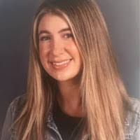 Amy Roe's Instagram, Twitter & Facebook