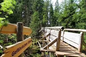 Ellmis Zauberwelt Ellmau Kimapa Kids On Tour Kimapa Outdoor Dekorationen Ellmau Welt