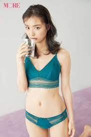 内田理央、下着姿が可愛くセクシー 美ボディ披露 - モデルプレス