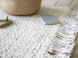This is perfect for any bedroom, bathroom, living room, or. Chunkster Rug Knitted Floor Rug Loaf