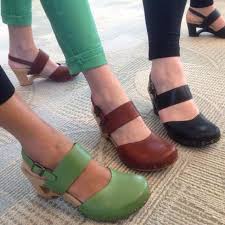 Pin By Theresa Bui On Style Fashion Comfortable Shoes Cute Shoes Dansko Sandals