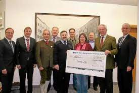 Banken, kreditinstitute, bausparkassen burgkirchen an der alz. Meine Volksbank Raiffeisenbank Eg Vr Bank Burghausen Muhldorf Spendet An Schulen Und Vereine