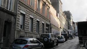 Boulogne Il Oublie D Eteindre Sa Plaque De Cuisson Son Studio Ravage Par Les Flammes