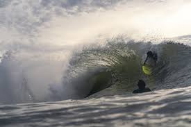 A few minutes of good light this afternoon to accompany the swell.