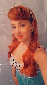 Vintage hair is a must this weekend 🏅 #vedayweekend #veday75thanniversary  #1945warends #celebrating #victory #england🇬🇧 #thankyouheroes🇺🇸  #weareforevergrateful🙏 #foreverything #forliving #thelifeyougaveus