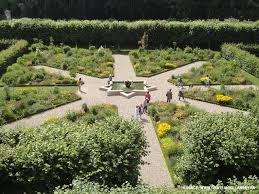 The garden has a few very popular and beautiful sections. Chateau De Villandry And Its Beautiful Gardens