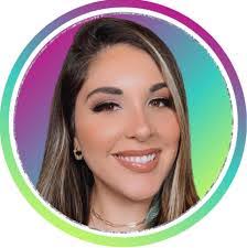 Stephanie Mcmillan's Instagram, Twitter & Facebook