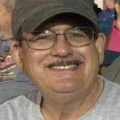 Cecelia Beach's Instagram, Twitter & Facebook