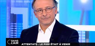 >>> yves calvi quittera france 5 et rejoindra lci à la rentrée. C Dans L Air Et Ses Experts Vieux Blancs Reacs