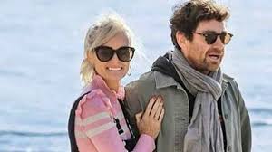 Le 3 n'était pas un jour comme les autres. Laeticia Hallyday Et Pascal Balland Ce Mielleux Echange De Tendresse