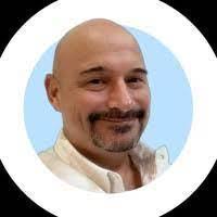 Francisco Pineiro's Instagram, Twitter & Facebook