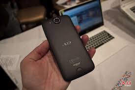 Hands On With The Acer Liquid Jade S