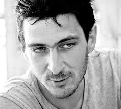 With Julien Beller, urgency architect for migrants in Paris : Makery