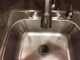 prevent and unclog sink drains: helpful